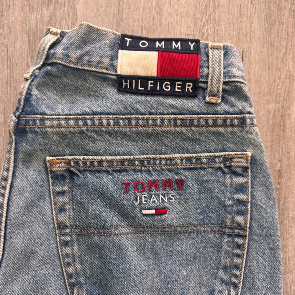 Tommy Hilfiger Vintage 90s Straight Leg Denim Jeans Medium Wash Mens 34x32
